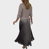 Chiara | Completo Maglione e Gonna Plissettata