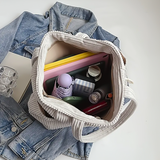 Tilda – Borsa a tracolla a coste con corda decorativa