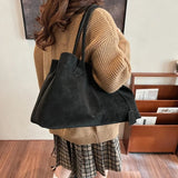 Kyadeeih | Borsa Elegante e Raffinata